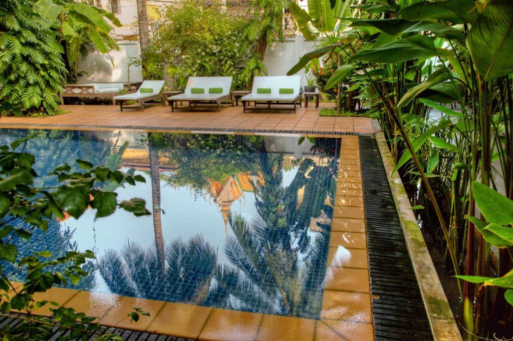 Villa Langka Hotel & Restaurant Пном Пен Екстериор снимка