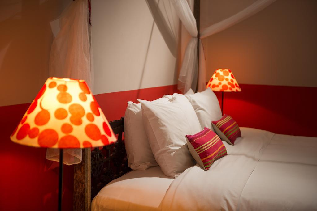 Villa Langka Hotel & Restaurant Пном Пен Екстериор снимка