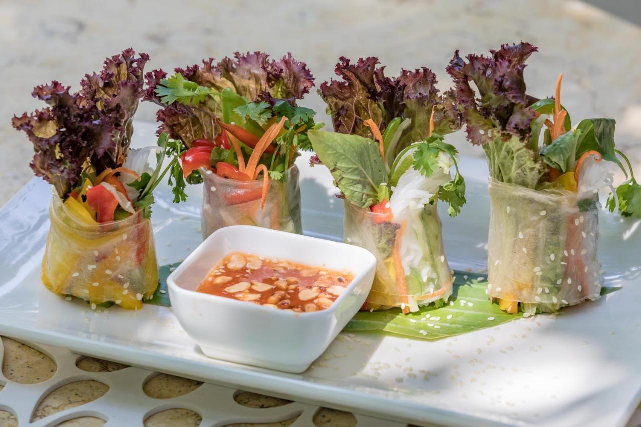 Villa Langka Hotel & Restaurant Пном Пен Екстериор снимка
